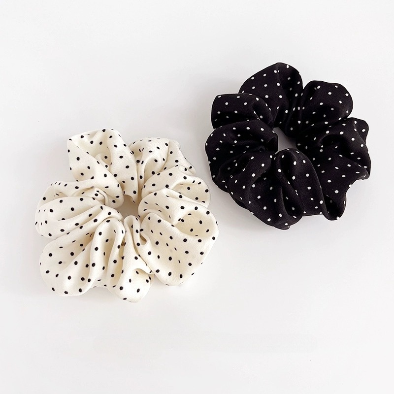 Scrunchie Satin Set - قطعتان/طقم ربطات شعر أنيقة من الحرير