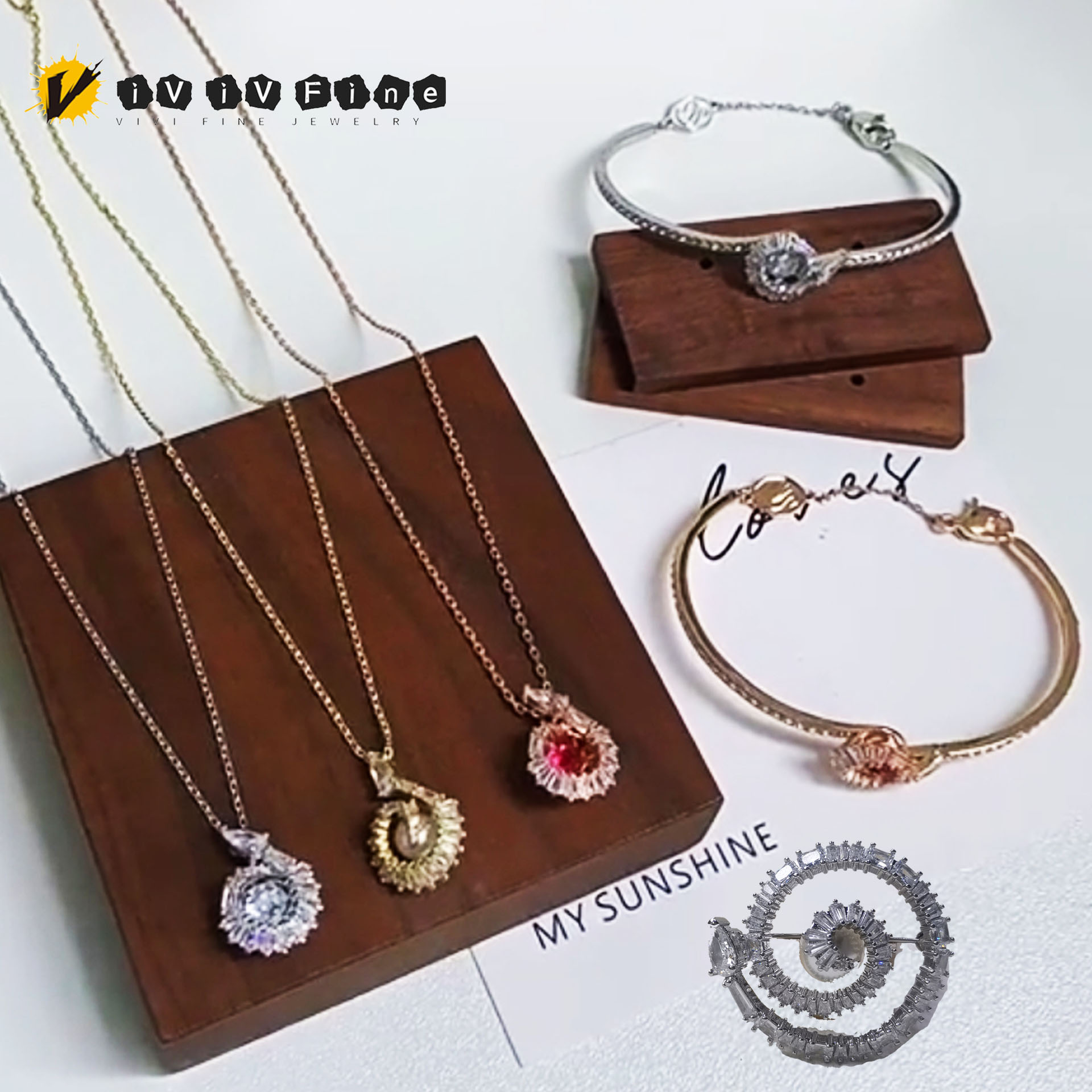 Women'S Accessories Trends 2026 - مجموعة مجوهرات فاخرة للنساء لعام 2026،