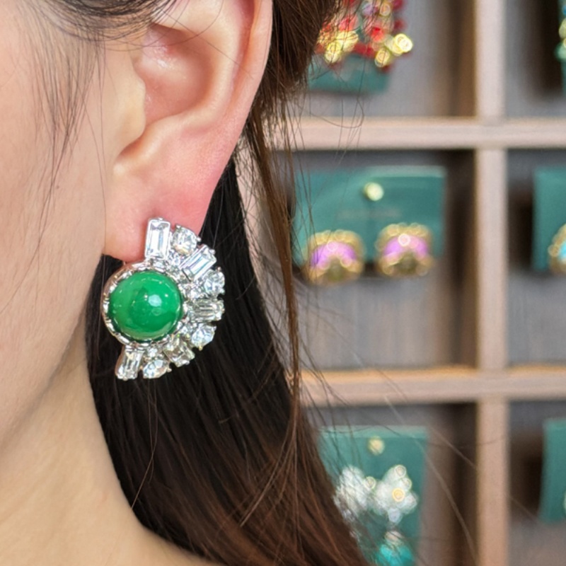 أقراط نصف زهرة من العقيق الأخض - مراجعة Women'S Accessories Trends 2026 وسعره
