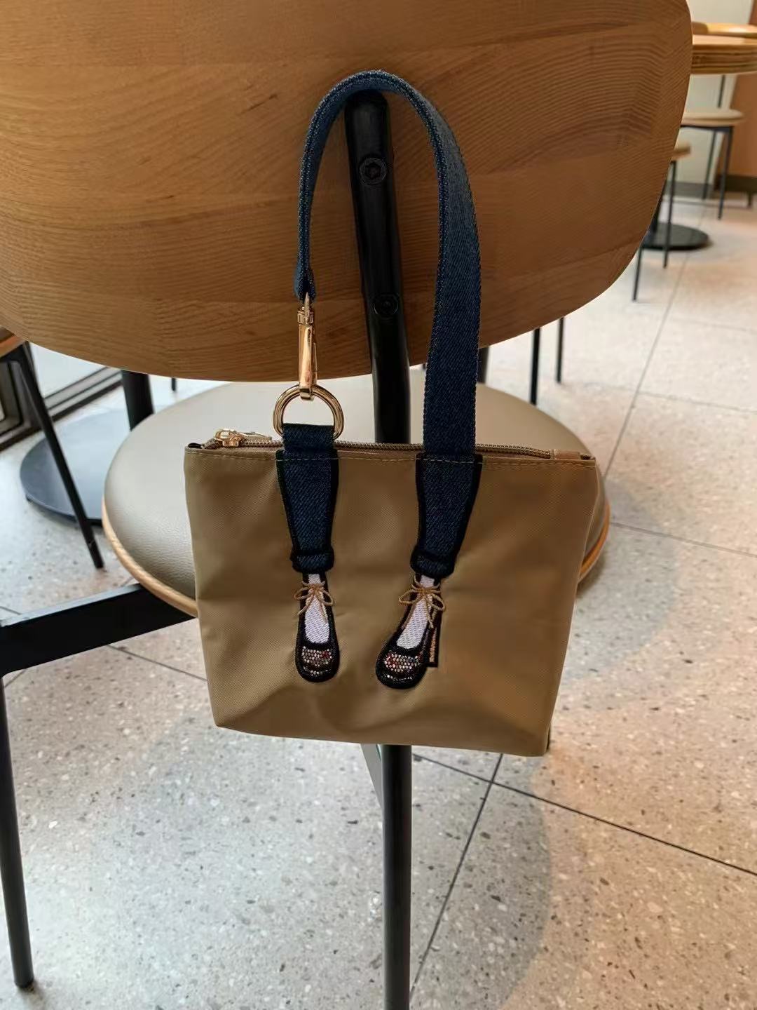 حقيبة هاتف نسائية عصرية مطرزة، - مراجعة Women'S Accessories Wallet وسعره