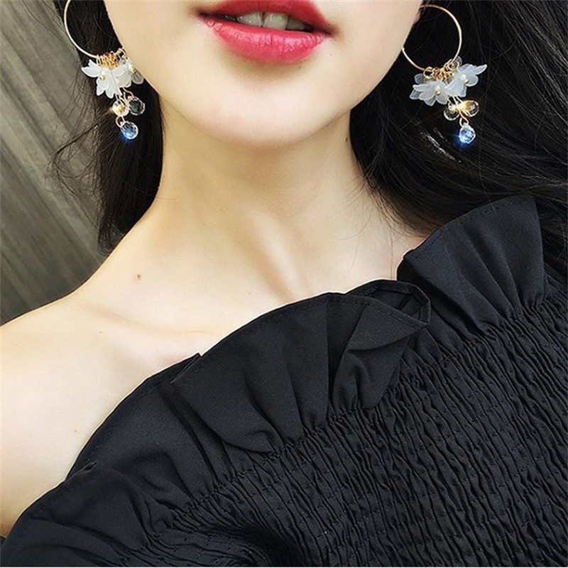 أقراط زركون بيضاء للنساء ، موض - مراجعة Women'S Accessories Trends 2026 وسعره