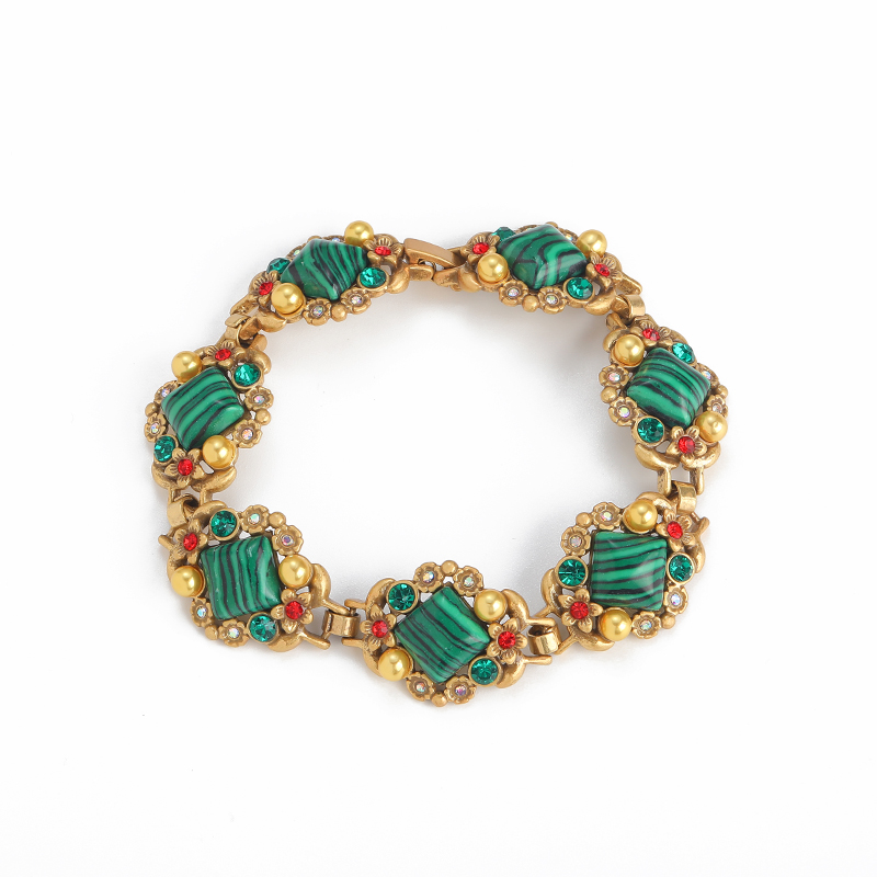 أساور نسائية من حجر المالاكيت  - مراجعة Women'S Accessories Trends 2026 وسعره
