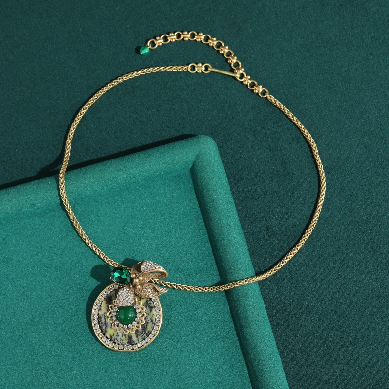 قلادات حجر طبيعي أخضر دائري بت - مراجعة Women'S Accessories Trends 2026 وسعره